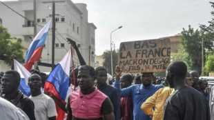 Los golpistas en N&iacute;ger acusan a Francia de querer "intervenir militarmente"