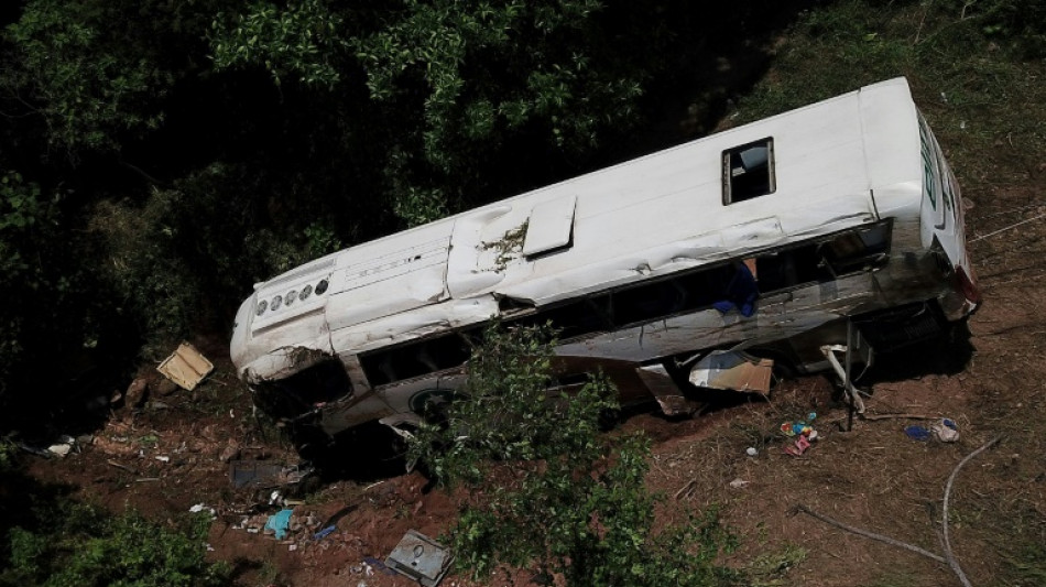 El accidente de un autob&uacute;s con migrantes deja al menos 18 muertos en M&eacute;xico