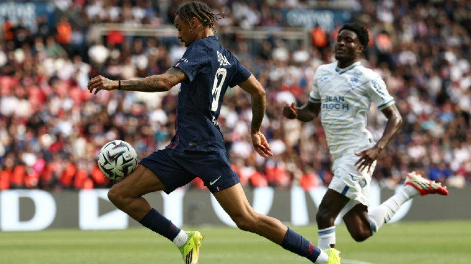 Com v&aacute;rios reservas, PSG empata com Lorient (2-2) e d&aacute; esperan&ccedil;as ao Lens