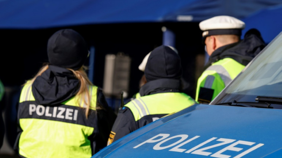 Berlin: Festnahmen bei Durchsuchungen wegen Schusswaffenhandels