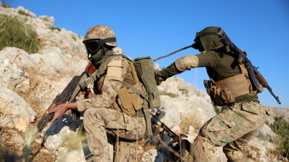 Combatir a los yihadistas o prepararse para la guerra total: la gran divisi&oacute;n