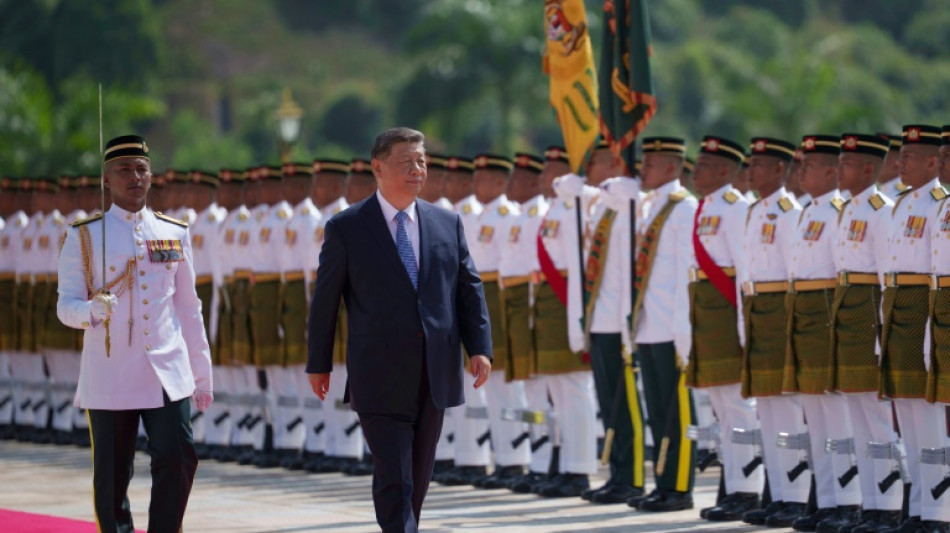 Xi contin&uacute;a en Malasia su gira de seducci&oacute;n por el sudeste asi&aacute;tico
