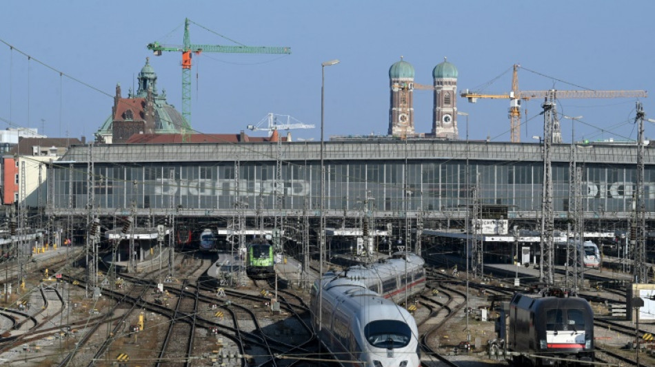 Bericht: P&uuml;nktlichkeit im Fernverkehr der Bahn im Juni weiter gesunken