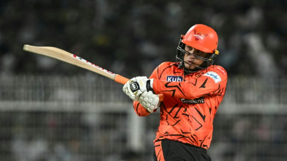 Head, Abhishek help Hyderabad thump Kolkata in IPL