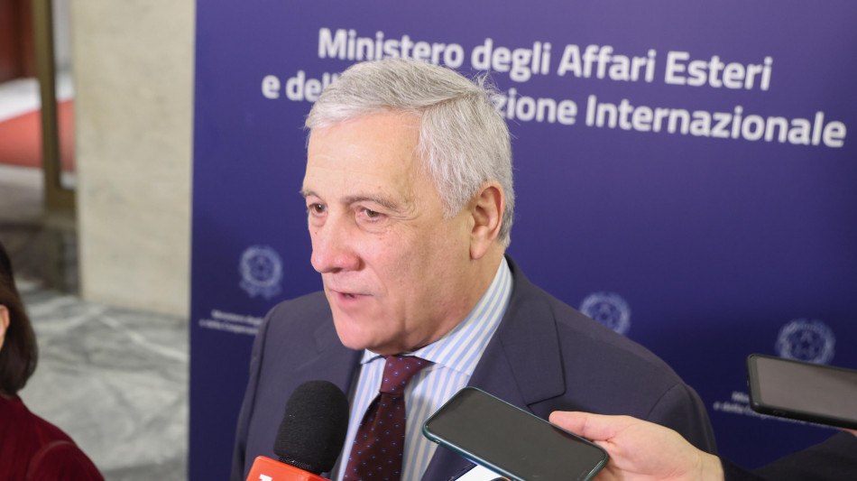Tajani, 'stiamo preparando una missione imprenditoriale per l'Artico'
