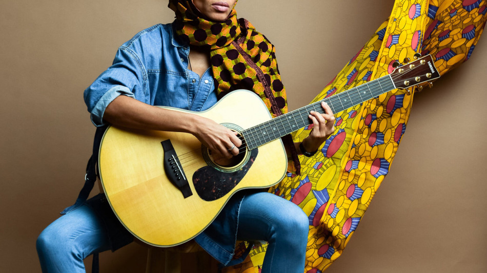 Nneka, la voce dell'Africa, aprirà il Festival Aperto