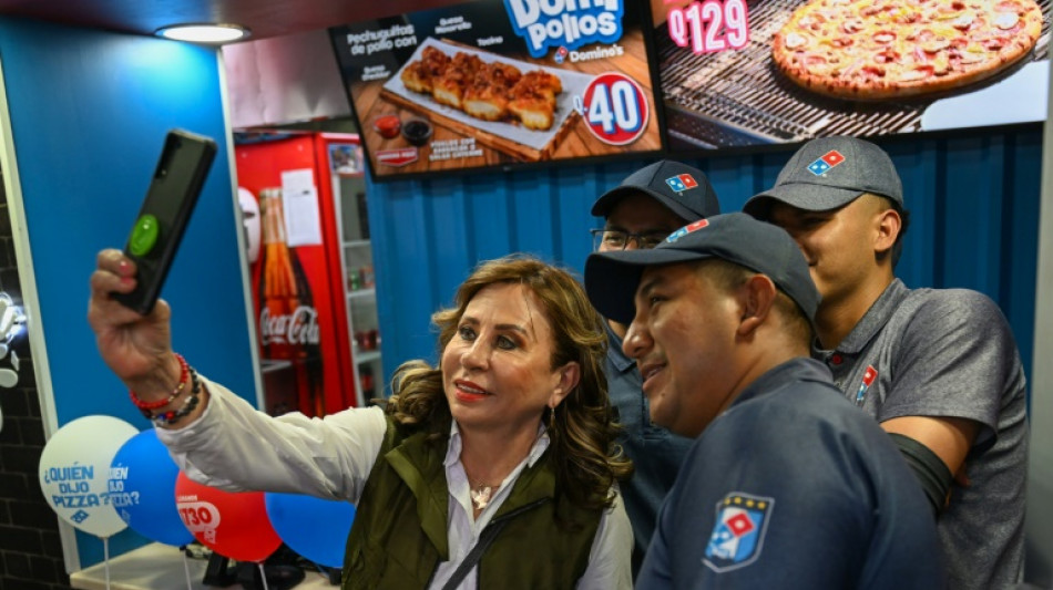 Torres, Mulet y R&iacute;os, los candidatos favoritos en Guatemala