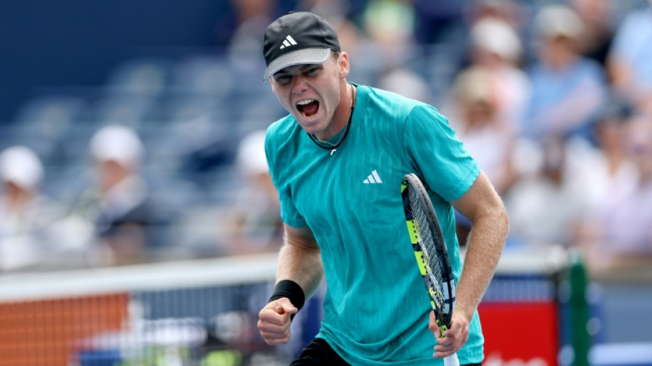 Michelsen stuns Musetti as Ruud rallies in Toronto