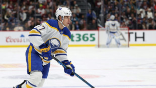 NHL: Peterka gewinnt deutsches Duell mit Stützle