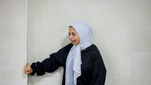 Ataques israelíes dejan 60 muertos, la mitad cerca de los centros de ayuda, según rescatistas
