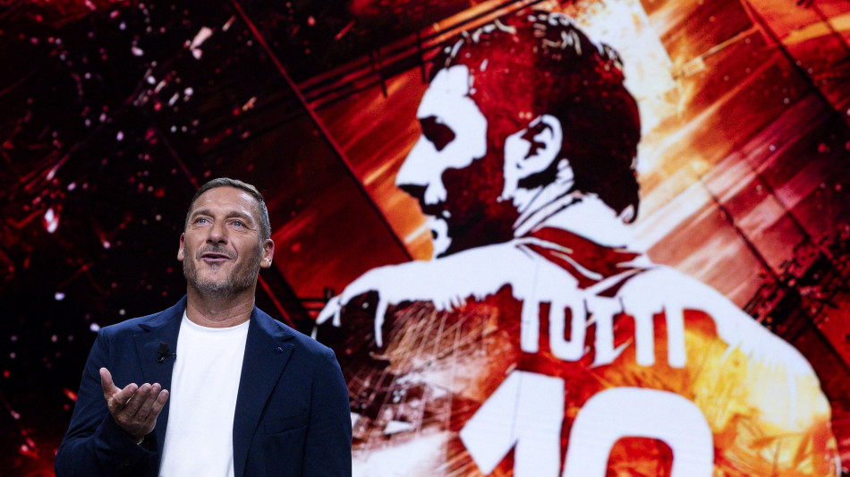 Totti e Ventola si raccontano ad Aperitotti, dal "no" alla Roma al caos Var
