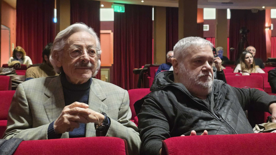 Gullotta, attori in situazione drammatica, trattati come jingle