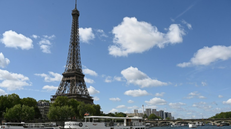 Ensayo "t&eacute;cnico" en Par&iacute;s del acto inaugural de los Juegos Ol&iacute;mpicos sobre el r&iacute;o Sena
