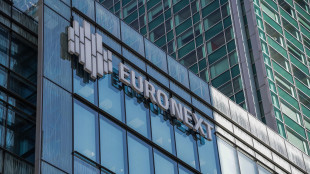 Borsa: la tregua in Libano non scalda l'Europa, Milano +0,6%