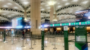 Hut&iacute;es de Yemen atacan de nuevo el aeropuerto de Riad