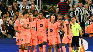 Rashford brilha e Barcelona vence Newcastle (2-1) em estreia na Champions