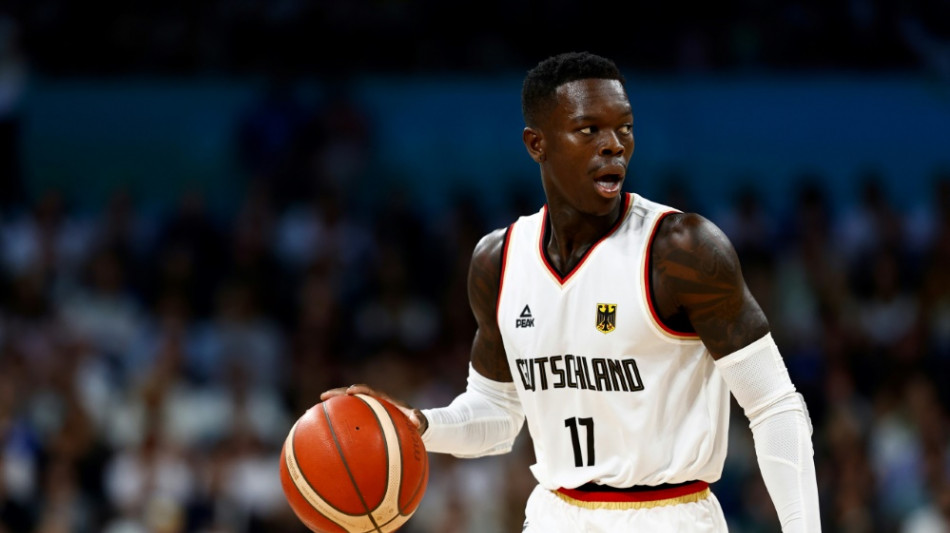 Schr&ouml;der f&uuml;hrt Basketballer zum Auftaktsieg