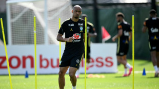 Fabinho assina com Trabzonspor e reencontra Salah na Turquia