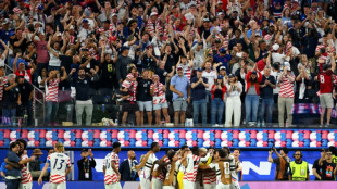 EEUU tampoco desentona y completa el estreno feliz de los anfitriones del Mundial