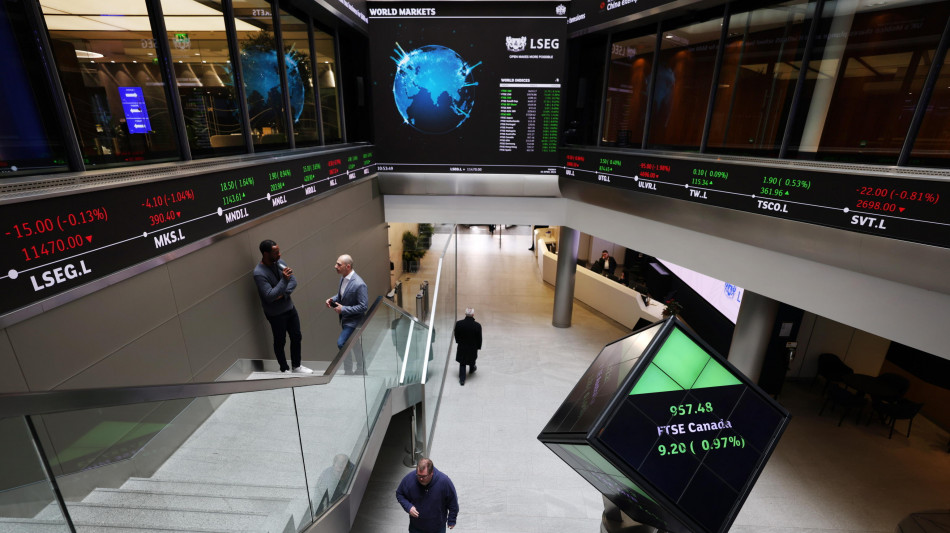 Borsa: l'Europa tonica vede l'intesa Usa-Iran, gi&ugrave; petrolio e gas