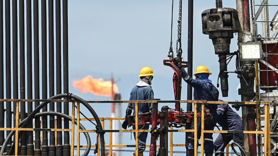 &iquest;Por qu&eacute; no para de subir la gasolina en Colombia?
