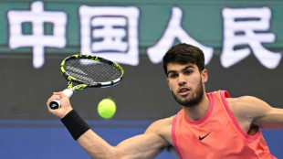 Alcaraz e Sinner vencem e v&atilde;o &agrave;s semifinais do ATP 500 de Pequim