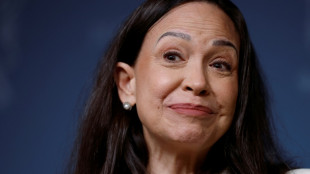 María Corina Machado sofreu fratura vertebral em sua conturbada saída da Venezuela