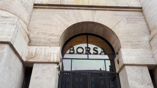 Borsa: Milano positiva (+0,4%), Mediobanca tiene dopo piano 2028