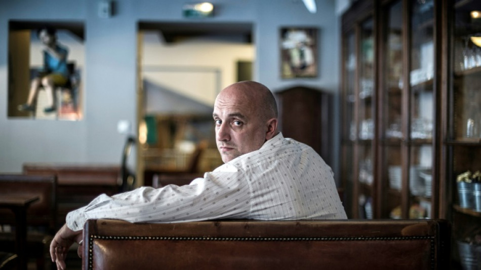 Escritor pr&oacute;-Kremlin ferido em explos&atilde;o em carro