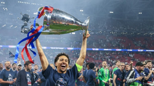 Un PSG l&eacute;gendaire de retour &agrave; Paris pour f&ecirc;ter sa deuxi&egrave;me Ligue des champions
