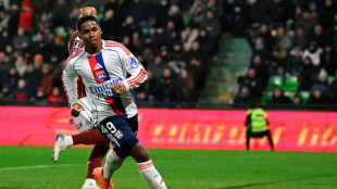 Oitavas da Copa da Fran&ccedil;a come&ccedil;am com Olympique de Marselha e Lyon como favoritos ap&oacute;s elimina&ccedil;&atilde;o do PSG