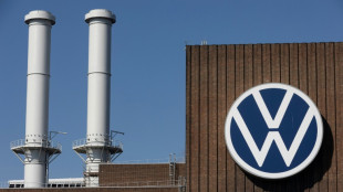 VW h&auml;lt an Pl&auml;nen f&uuml;r Fabrikschlie&szlig;ungen in Deutschland fest
