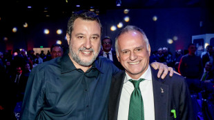 Al via ultimo giorno congresso Lega, oggi la sfida Salvini-Garavaglia e il voto