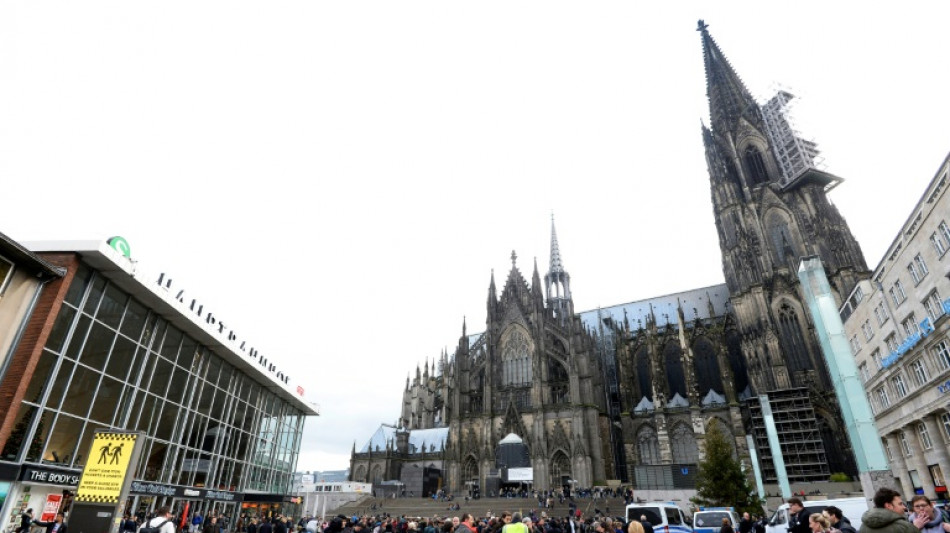 Karlsruhe: Polizeipr&auml;sidenten in Nordrhein-Westfalen keine politischen Beamten