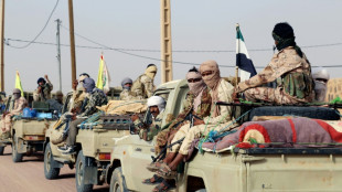 Antiguos rebeldes de Mal&iacute; dicen estar "en guerra" con la junta militar