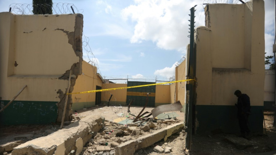 Nigeria: des centaines de d&eacute;tenus dont 60 jihadistes s'&eacute;vadent apr&egrave;s une attaque pr&eacute;sum&eacute;e de Boko Haram