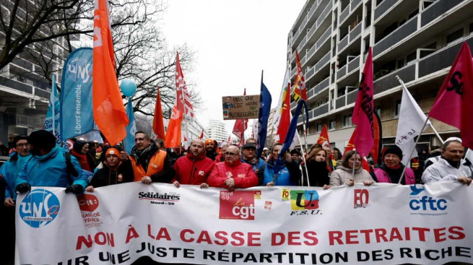 Treinta a&ntilde;os de batallas sobre el sistema de pensiones en Francia