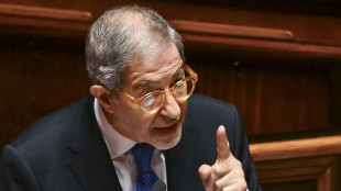 Musumeci, 'a Catania &egrave; fuori posto l'aeroporto, non il vulcano'