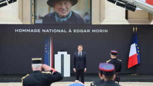 Emmanuel Macron salue en Edgar Morin un "destin exceptionnel dans le si&egrave;cle" 