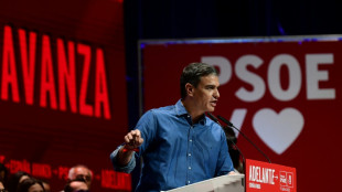 Pedro S&aacute;nchez, a la caza del votante desencantado en Espa&ntilde;a