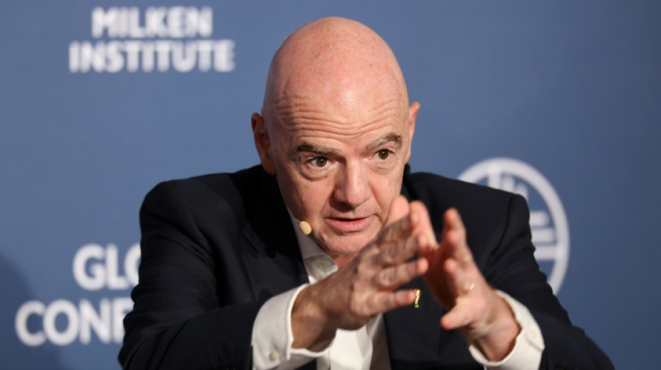 'A queda em desgra&ccedil;a mais r&aacute;pida', diz ex-diretor do COI sobre Infantino