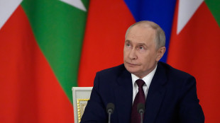 Putin, 'dobbiamo ampliare il nostro sistema di difesa aerea'