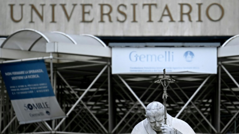 Gemelli, o hospital dos pont&iacute;fices