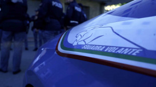 Droga e pistola in casa, arrestato a Milano il rapper Tony Boy