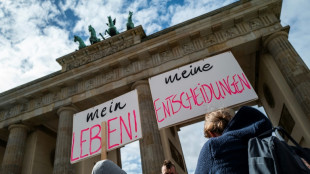 Regierung will Empfehlungen zu Reform des Abtreibungsrechts sorgf&auml;ltig pr&uuml;fen