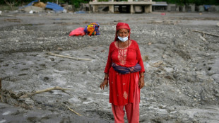Amenaza de nuevas riadas tras el alud que dej&oacute; m&aacute;s de 580 muertos entre Nepal y China