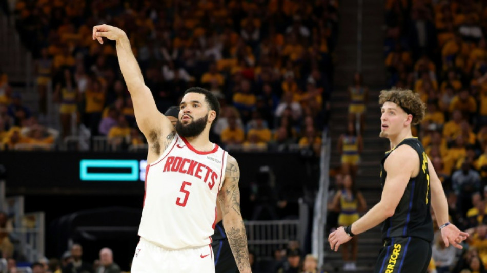 NBA: Rockets erzwingen Entscheidungsspiel gegen Warriors