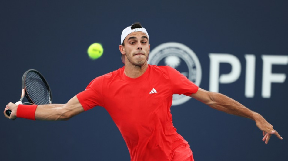 Cer&uacute;ndolo vence Ruud e avan&ccedil;a &agrave;s quartas de final do Masters 1000 de Miami
