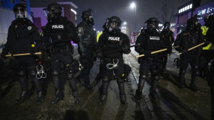 Trump says will 'de-escalate' in Minneapolis after shooting backlash