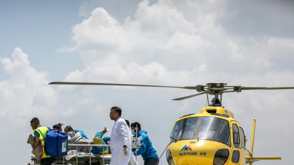 N&eacute;pal: un grimpeur n&eacute;palais port&eacute; disparu dans l'Everest retrouv&eacute; vivant six jours apr&egrave;s